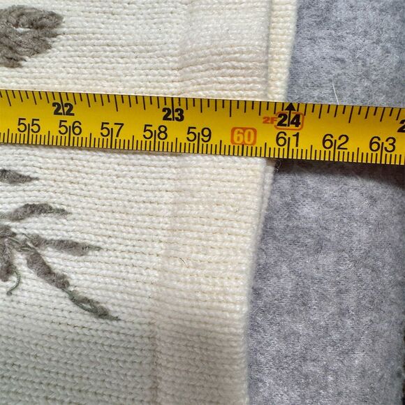 JTwo Women's Shawl Collar Knit Cardigan Sweater Size Small Cream Red Holiday - Picture 8 of 11